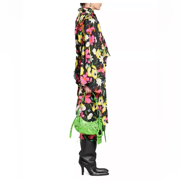 Balenciaga Cross Embossed XS Le Cagole - Picture 7 of 7